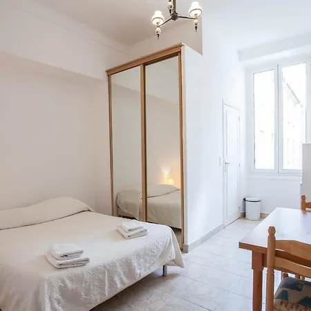 Foch Apartman Cannes