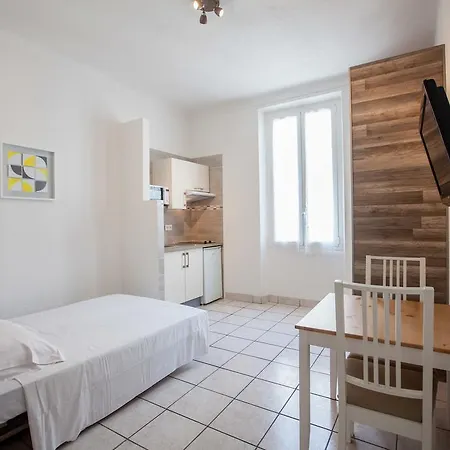 Foch Apartman Cannes